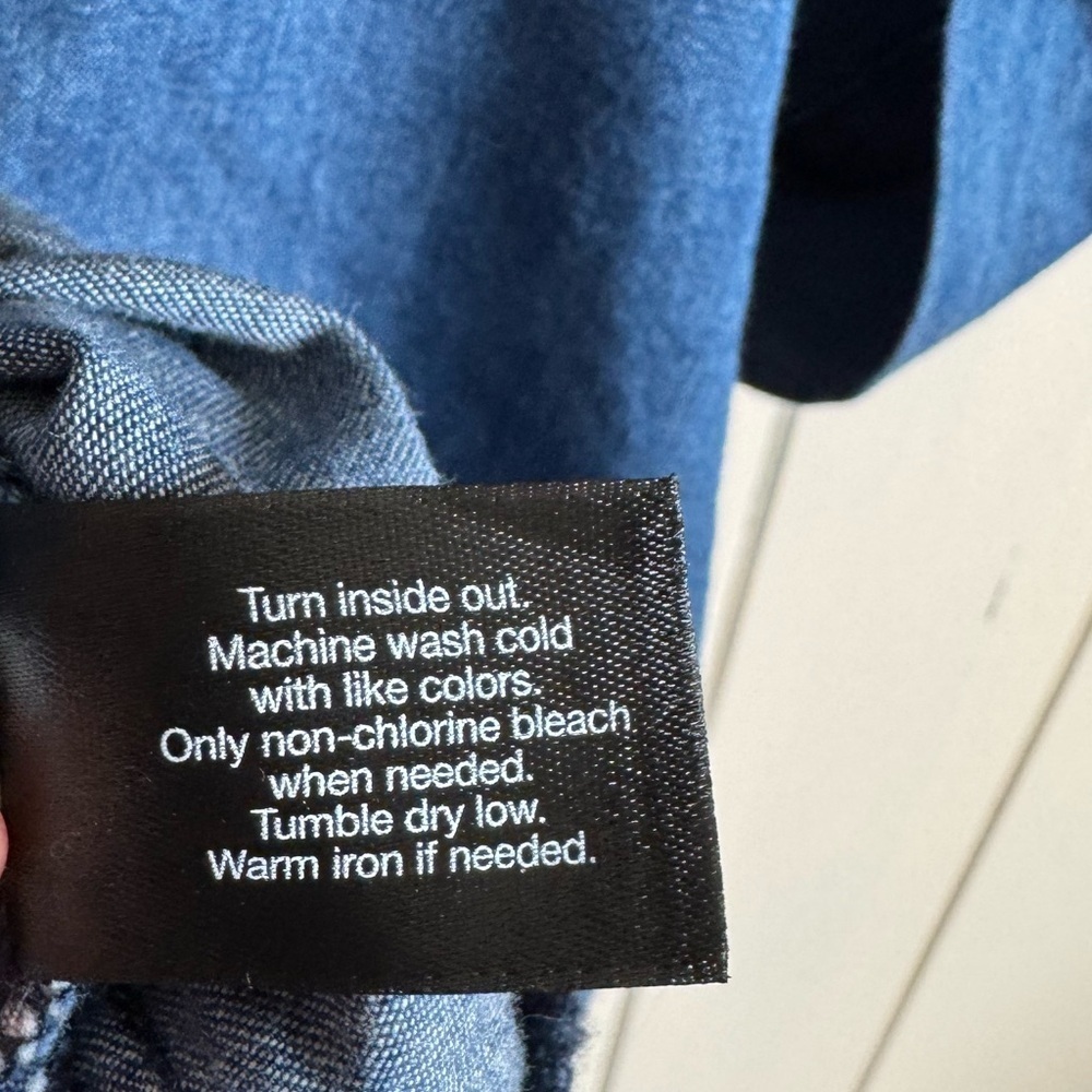 Lane Bryant Short Sleeve Chambray Top 18/20 - Picture 5 of 5